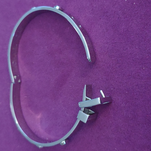 Michael Kors hinged bracelet - Picture 4 of 4